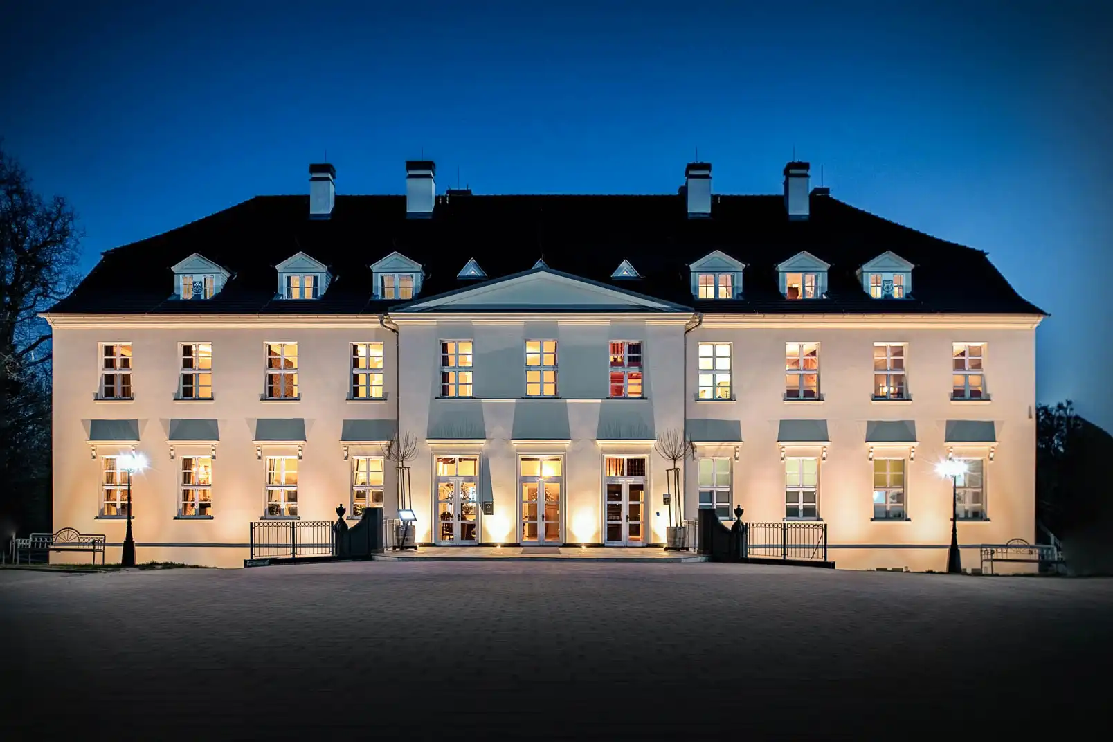 Schloss Rattey in den Brohmer Bergen